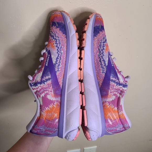 Brooks Ghost Tie Dye Running Shoes - Picture 7 of 9